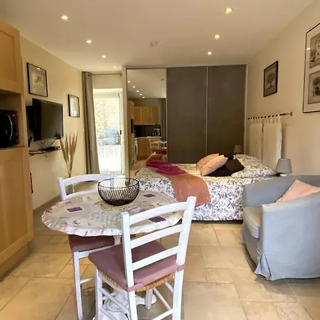 Holiday home Le Nathalie Meuble De Tourisme 4 Etoiles Le Moulin De Predelles *