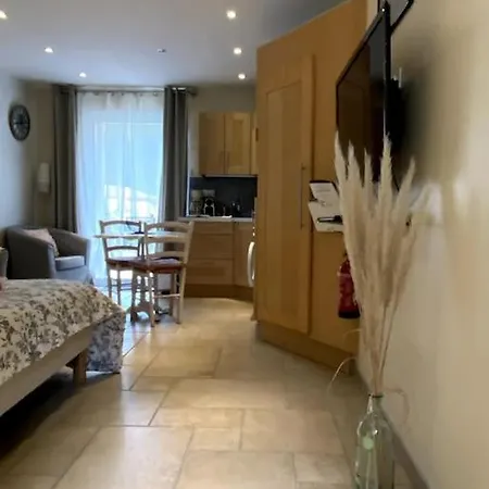 Holiday home Le Nathalie Meuble De Tourisme 4 Etoiles Le Moulin De Predelles Reillanne